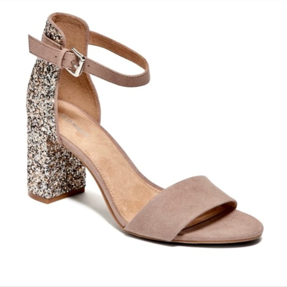 Old Navy Nude Faux Suede Glitter Block Heel Sandal Size 7.5